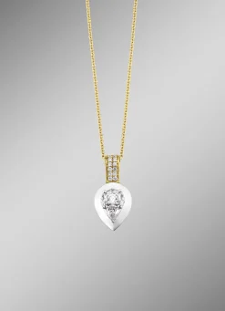 Anhänger mit Brillanten und Diamanten
