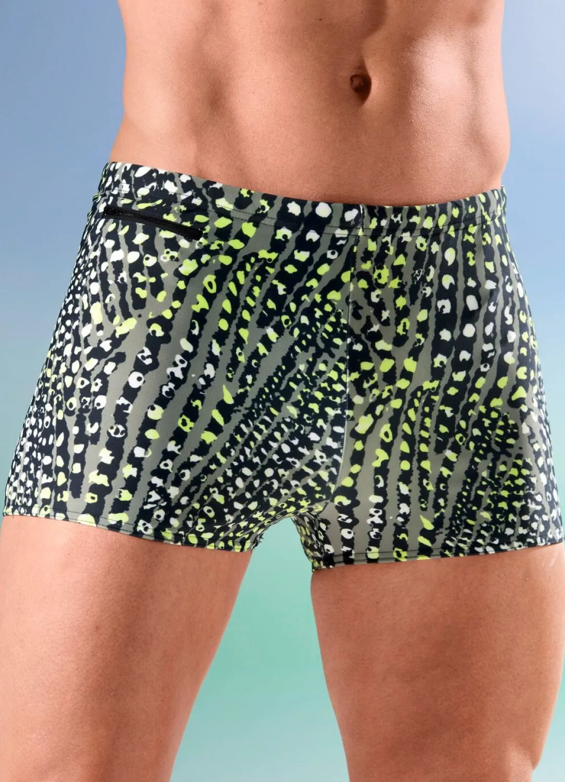Badehose in höherer Kastenform