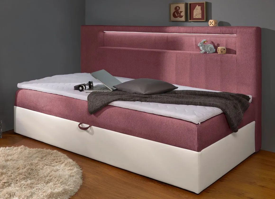 Boxspringbett mit integrierter LED-Beleuchtung