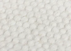 Brücken und Teppiche aus feuchtigkeitsregulierender Naturfaser