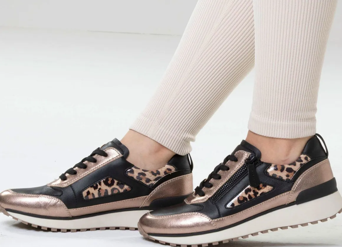 Caprice, trendige Damen-Sneaker, Weite G, mit herausnehmbarem Lederfußbett