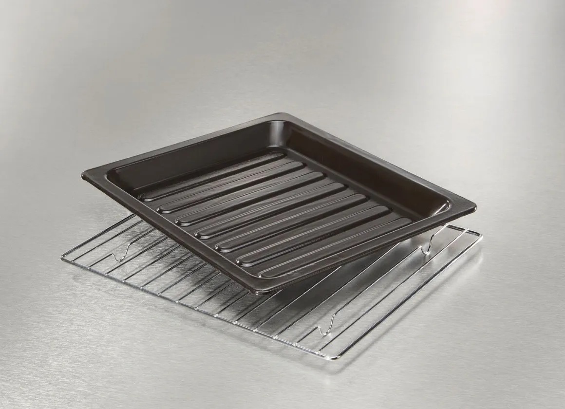 Carrera Backofen mit 25-Liter-Garraum