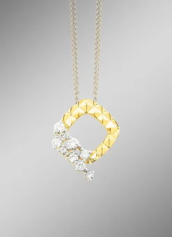 Diamantierter Anhänger mit 9 Brillanten
