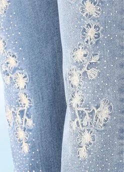 Edel-Jeans mit Stickerei-Applikationen und Glitzersteinchen