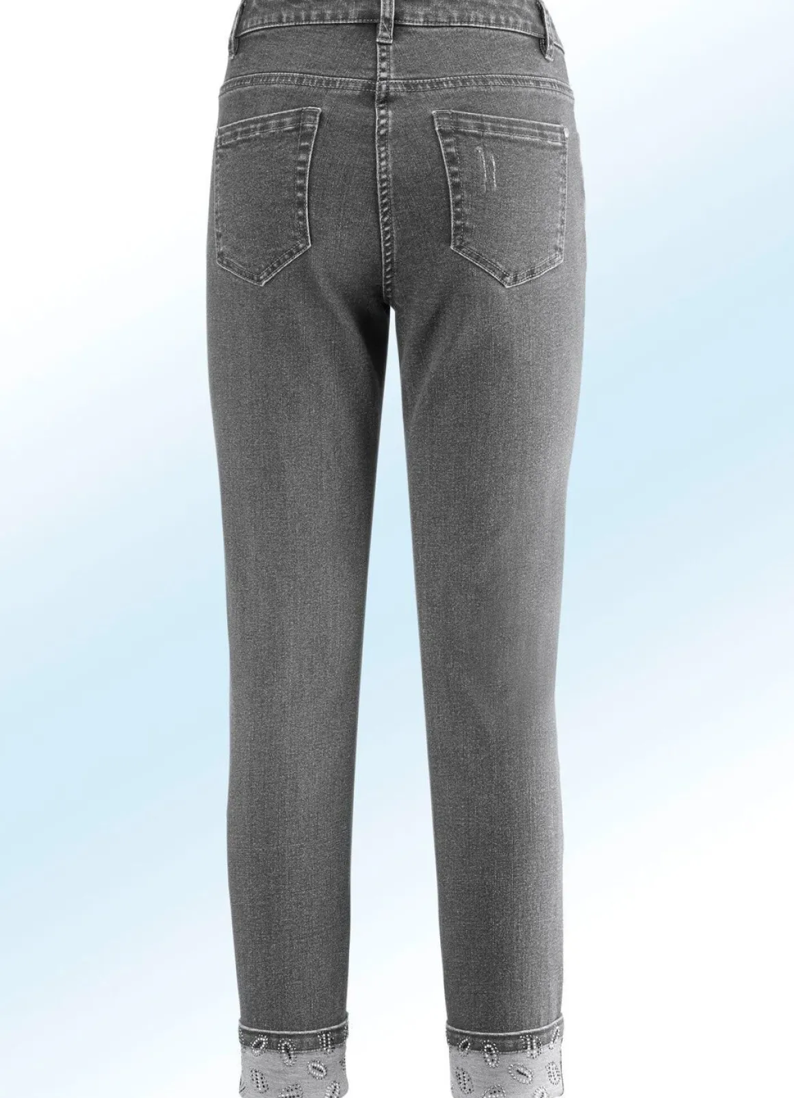 Edel-Jeans in 7/8-Länge mit hübschem Glitzersteinchenbesatz