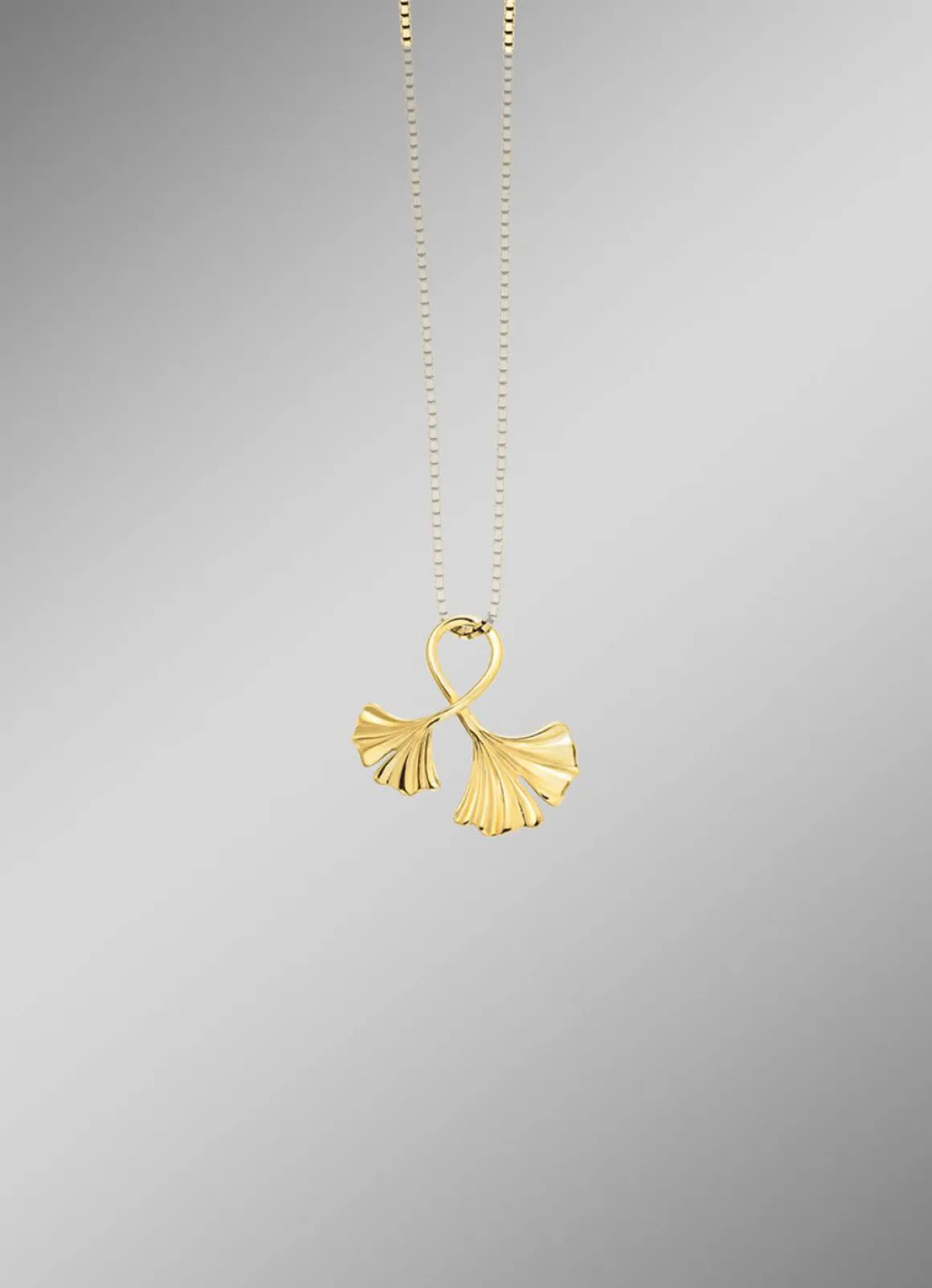 Eleganter Ginkgoblatt-Anhänger