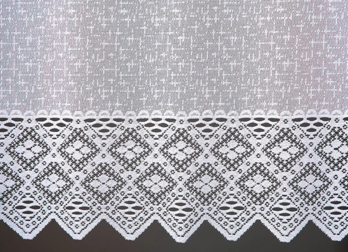 Fensterdekoration Häkelborte aus Jacquard