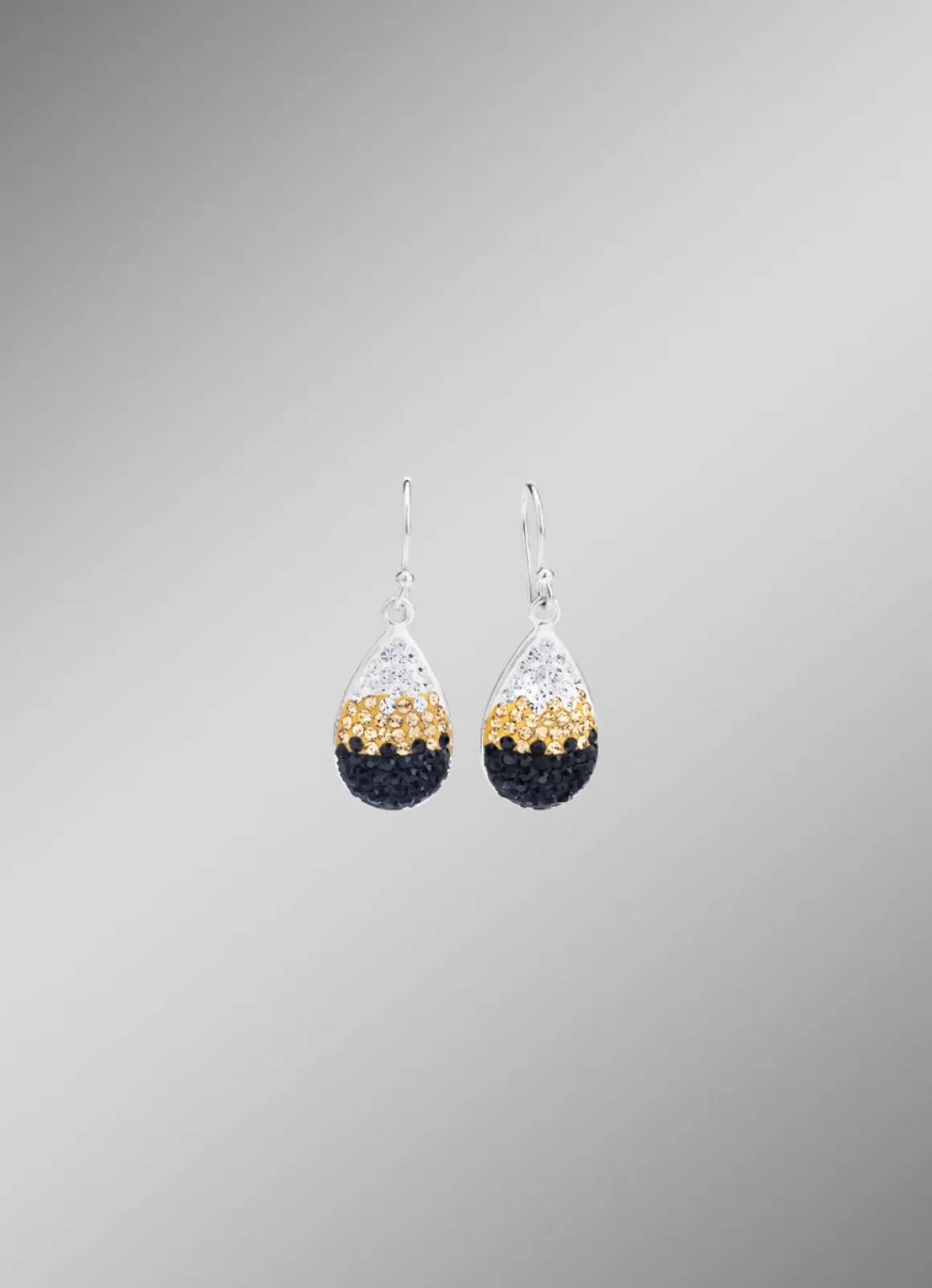 Funkelnde Ohrhaken mit Swarovski-Elements