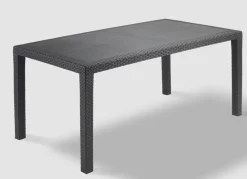 Gartenmöbel-Serie mit attraktivem Rattan-Dekor