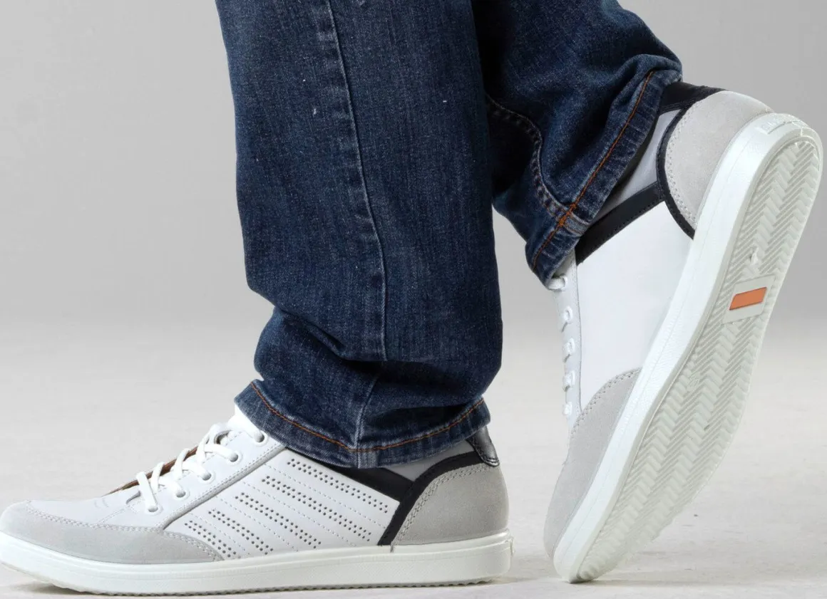GINO Galante Sneaker mit Kontrast-Besätzen und Zierlochung