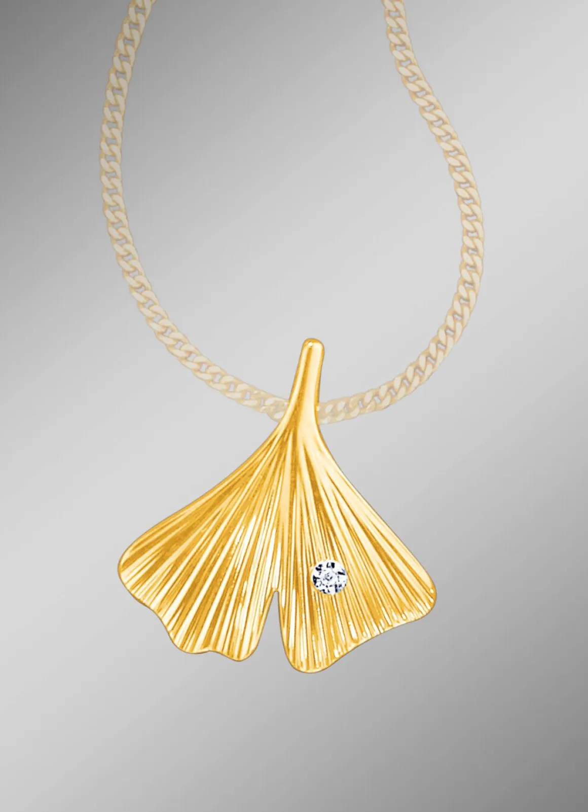 Glücksbringer Anhänger Ginkgo-Blatt mit Brillant