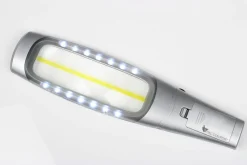 Handliche und praktische LED-Lupe