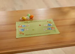 Hübsche Tisch- und Raumdekoration