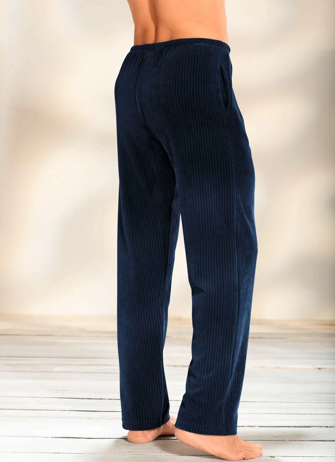 Hose mit bequemem Dehnbund rundum in 2 Farben