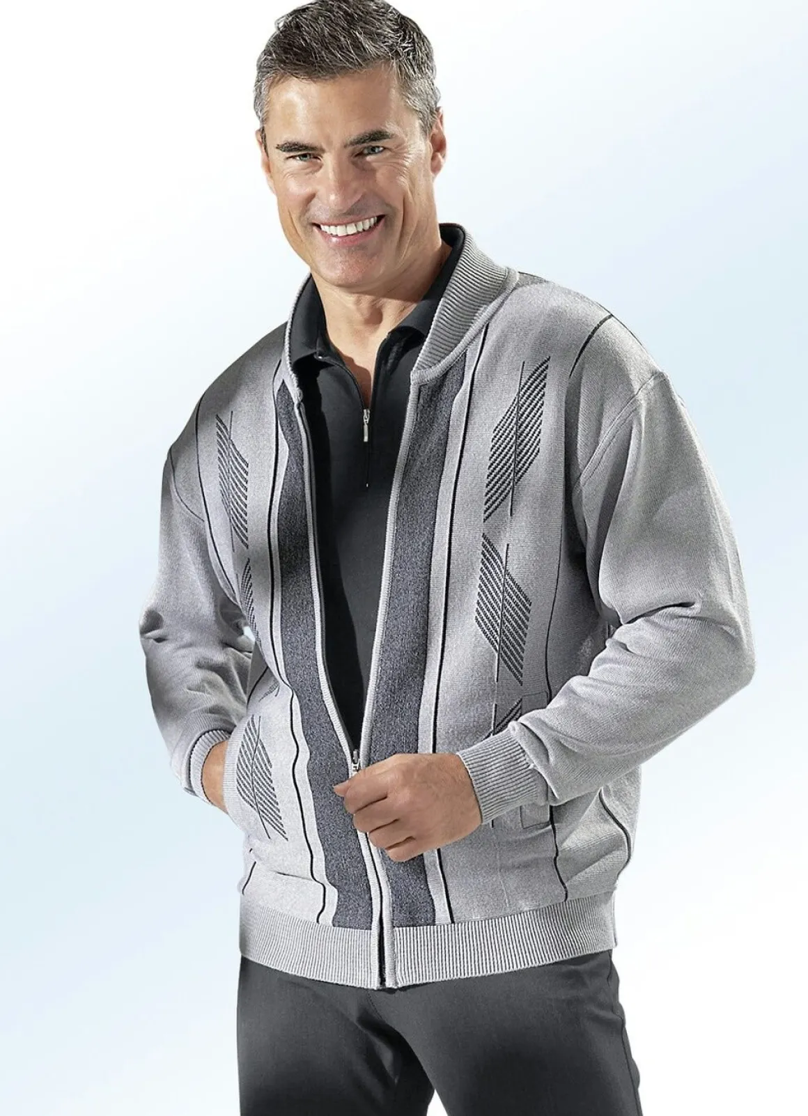 Jacke mit seitlichen Schubtaschen