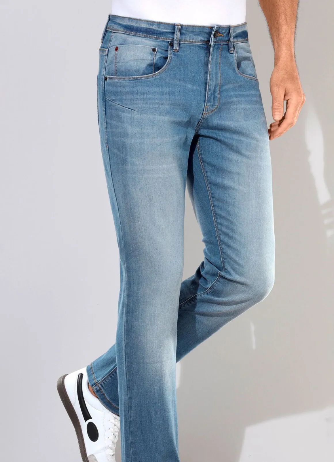 Jeans in 3 Farben