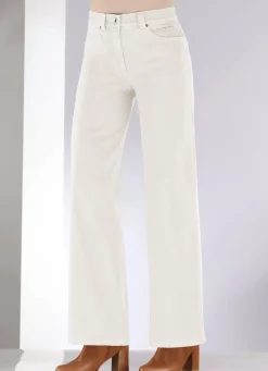 Jeans mit dezenter Strasszier
