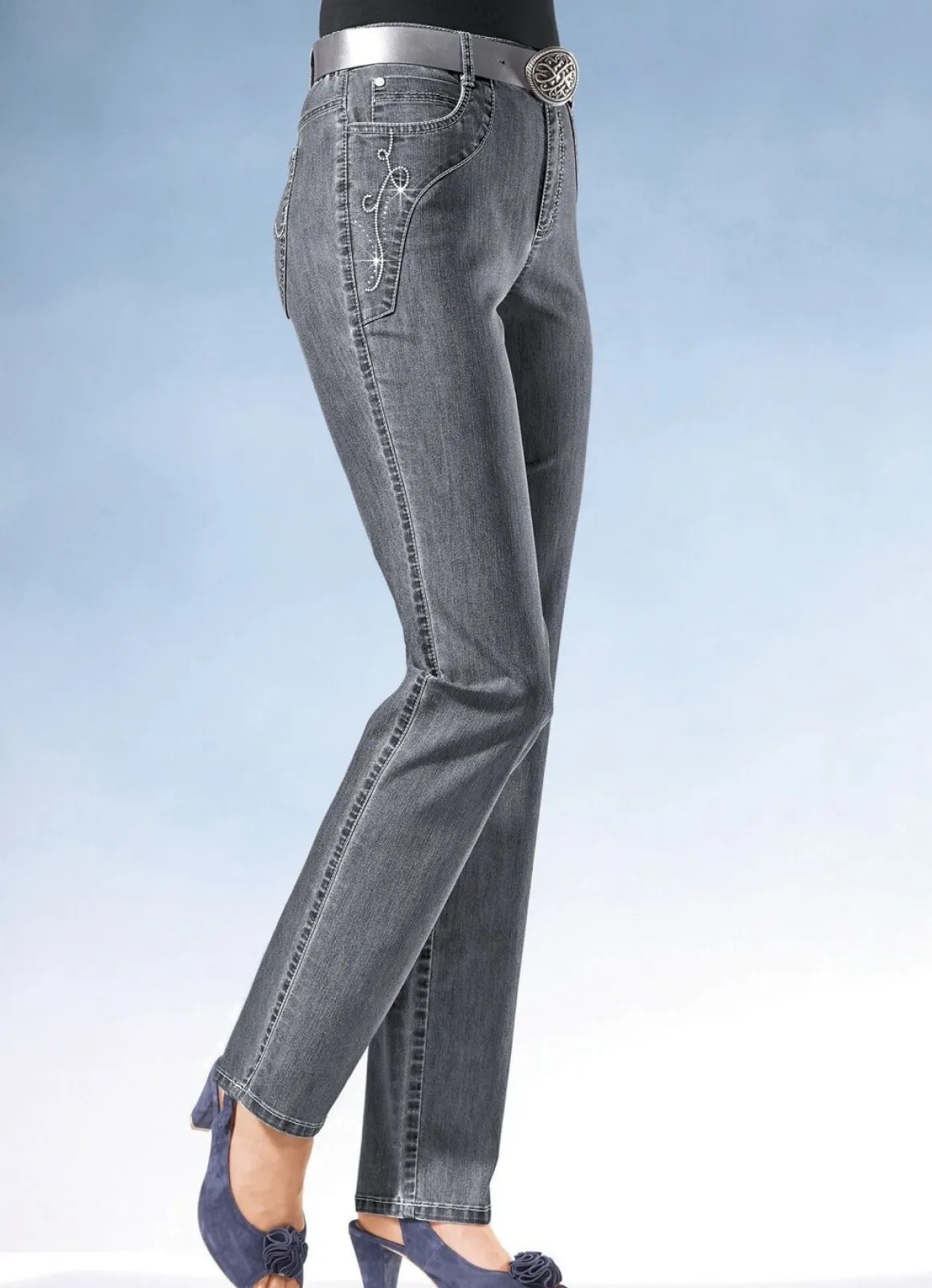 Jeans mit weiterem Bundumfang