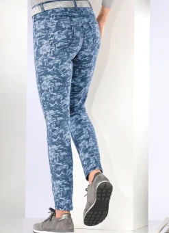 Jeans mit Camouflage-Dessinierung