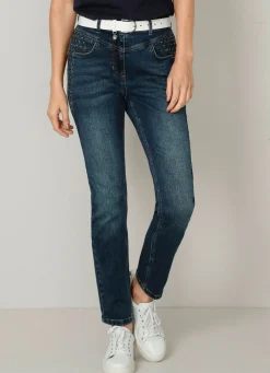 Jeans mit Glitzersteinchen und Ziernähten