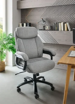 Komfortable Chefsessel mit Federkern
