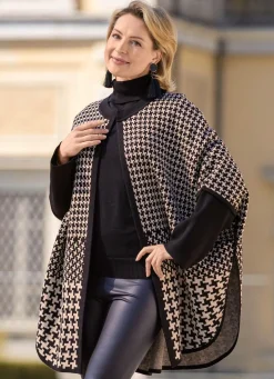 Poncho in offener Form