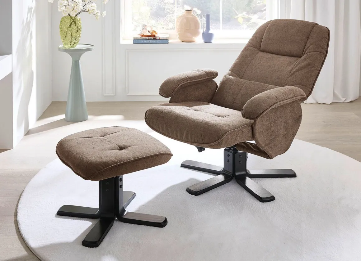Relax-Sessel mit Hocker