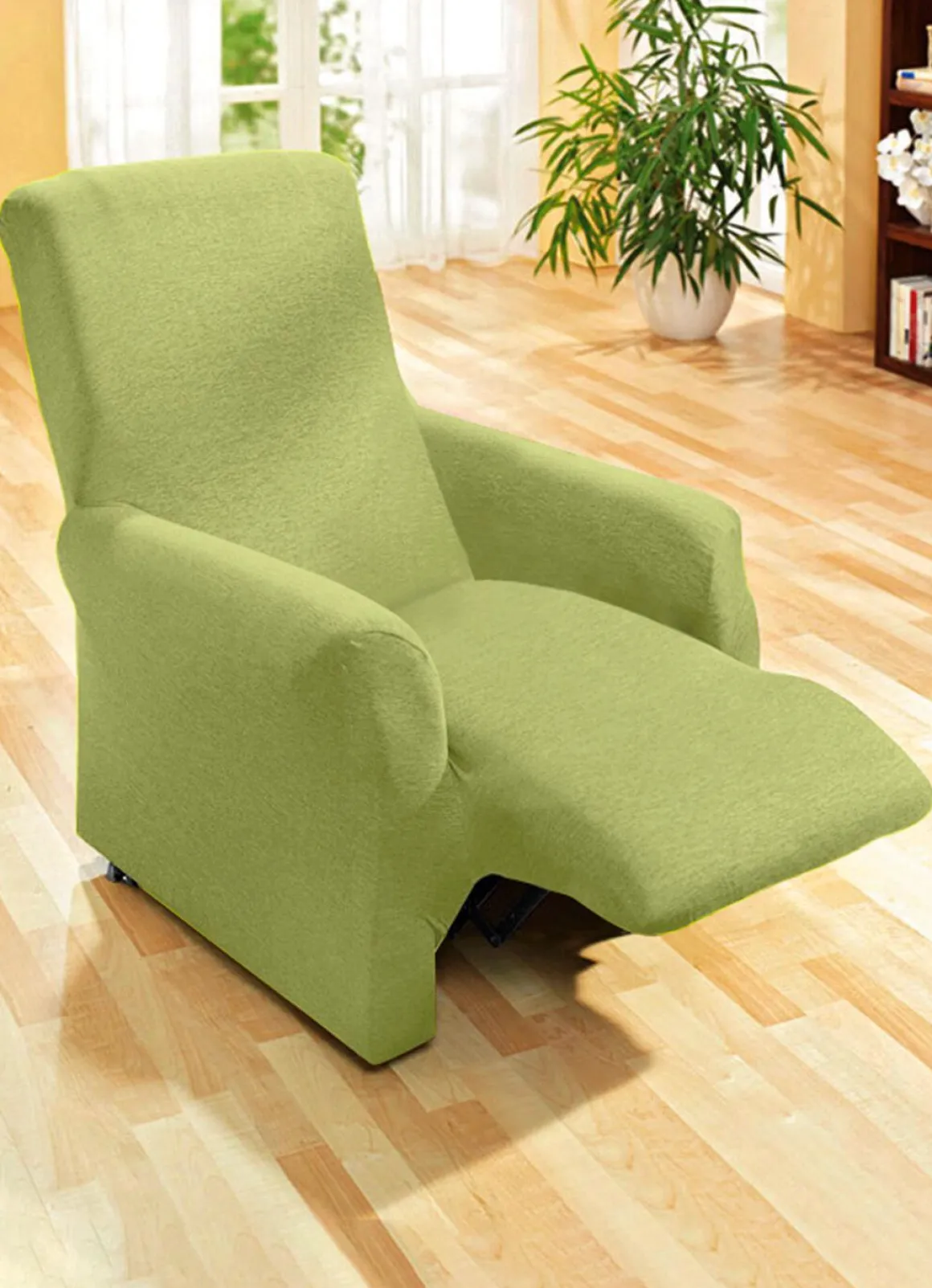 Schützende Stretchbezüge für Sessel und Sofa