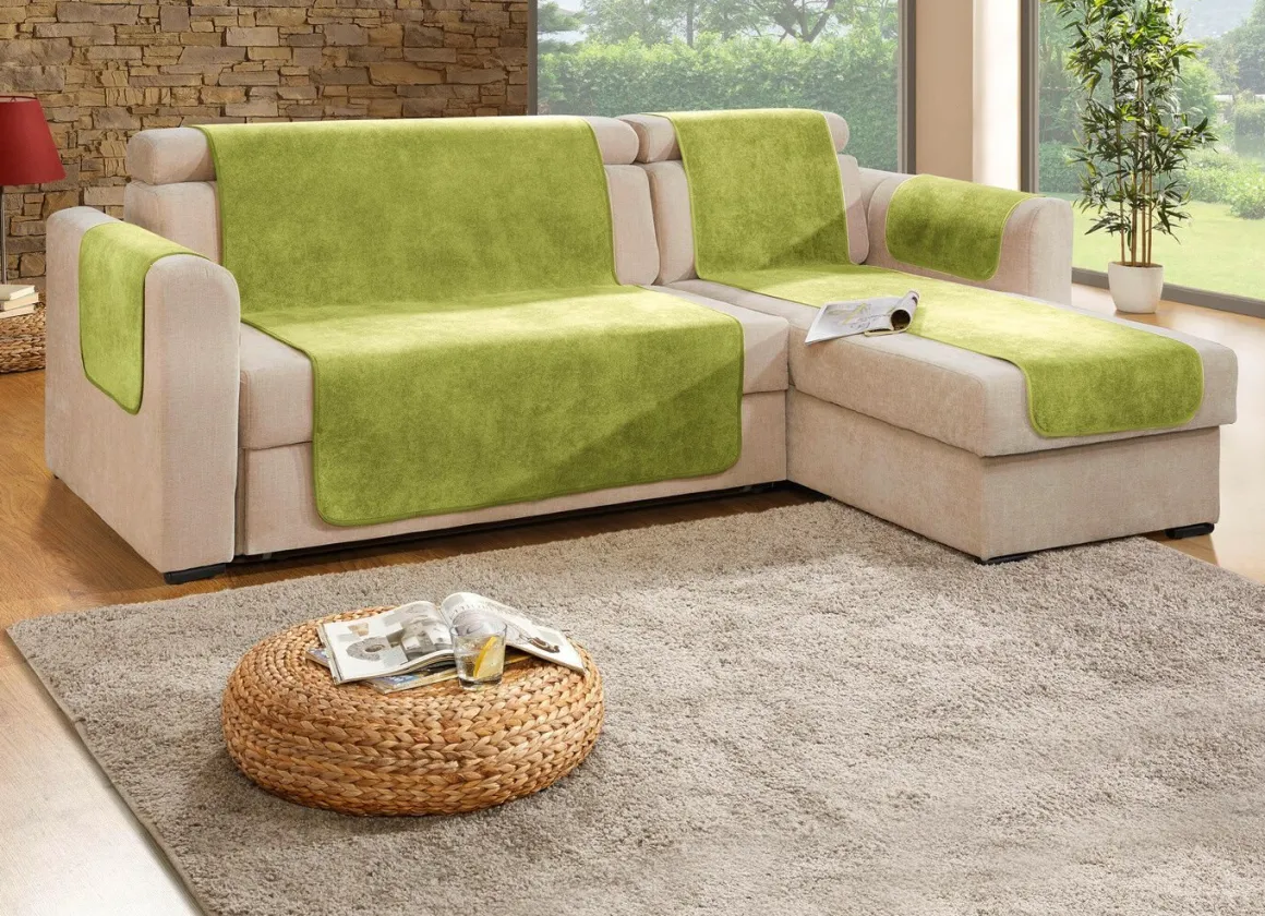 Sessel- und Sofaschoner mit Fleckschutz und Anti-Rutsch-Beschichtung