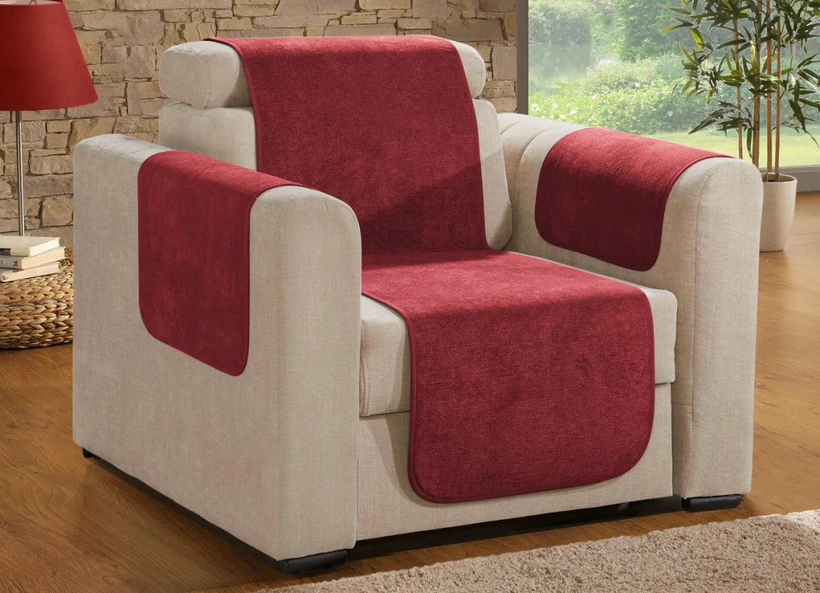 Sessel- und Sofaschoner mit Fleckschutz und Anti-Rutsch-Beschichtung
