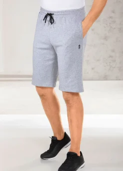 Shorts in 4 Farben