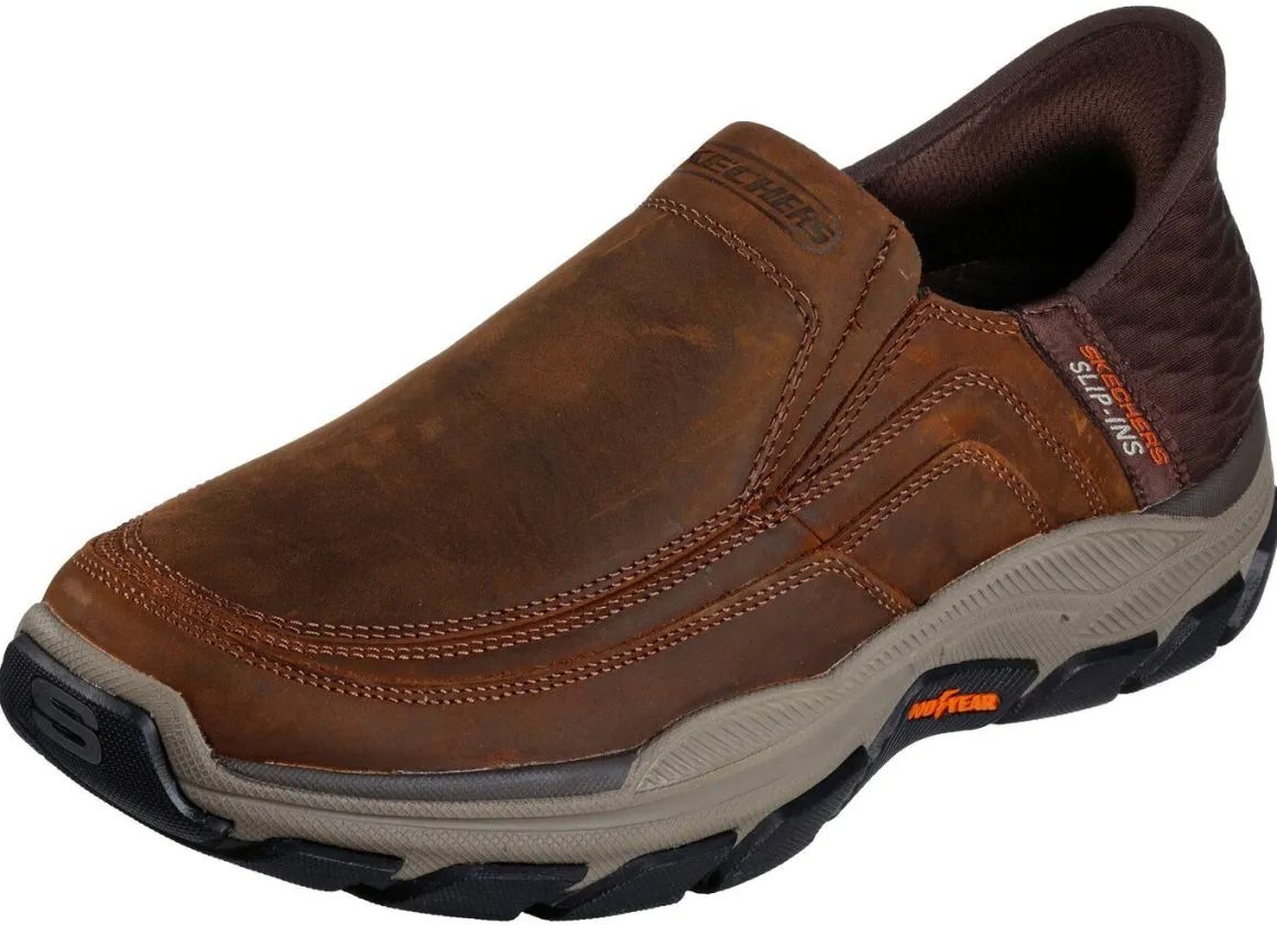 SKECHERS, bequeme Herren-Slipper, mit geformter Slip-Ins Fersenplatte