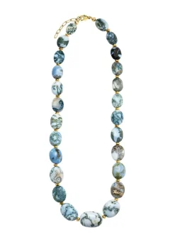 Strahlende Garnitur mit Opal und Hämati