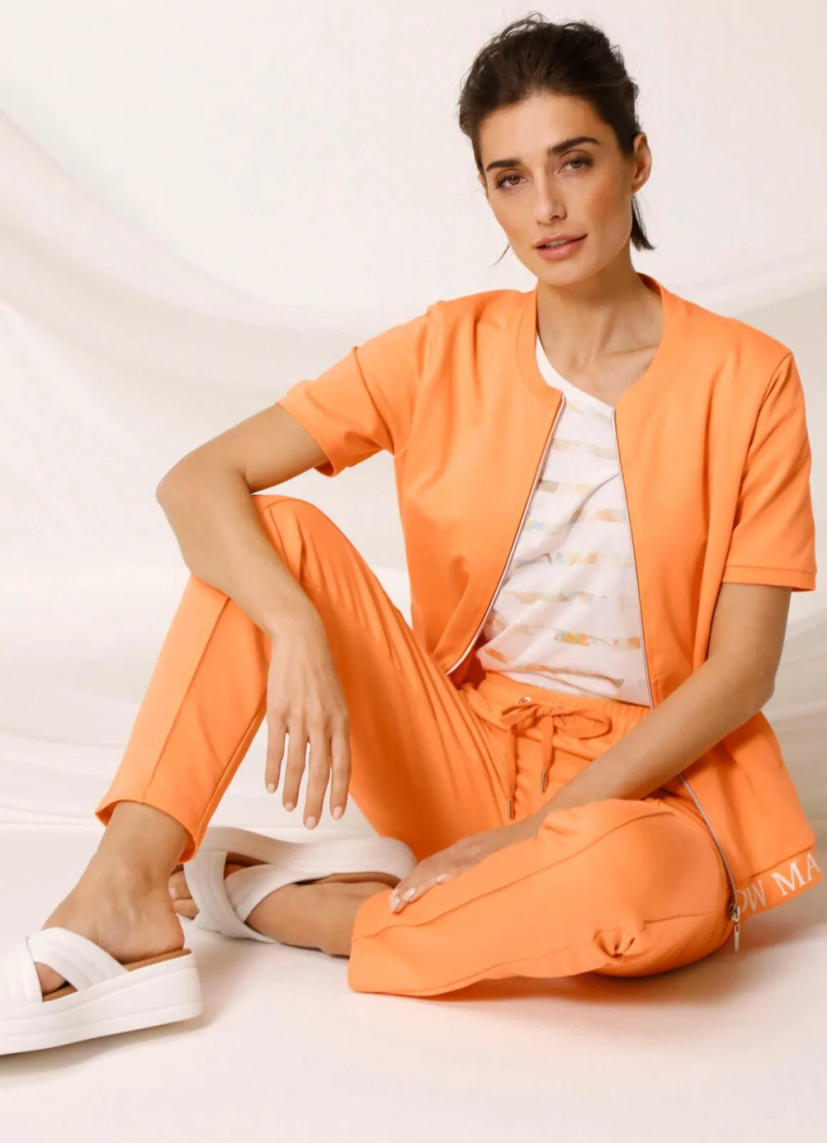 Sweatjacke mit Rippenbündchen