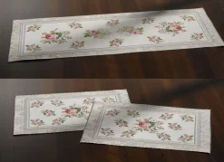Tisch- und Raumdekoration mit romantischem Rosenmotiv