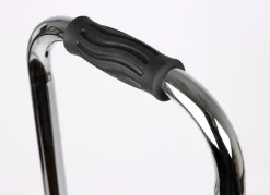 Trittstufe mit Haltegriff