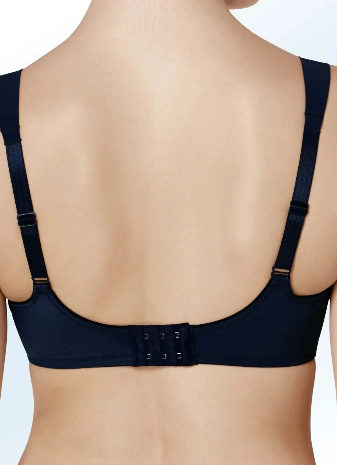 Triumph Essential Minimizer Bügel-BH mit jacquarddessinierten Cups