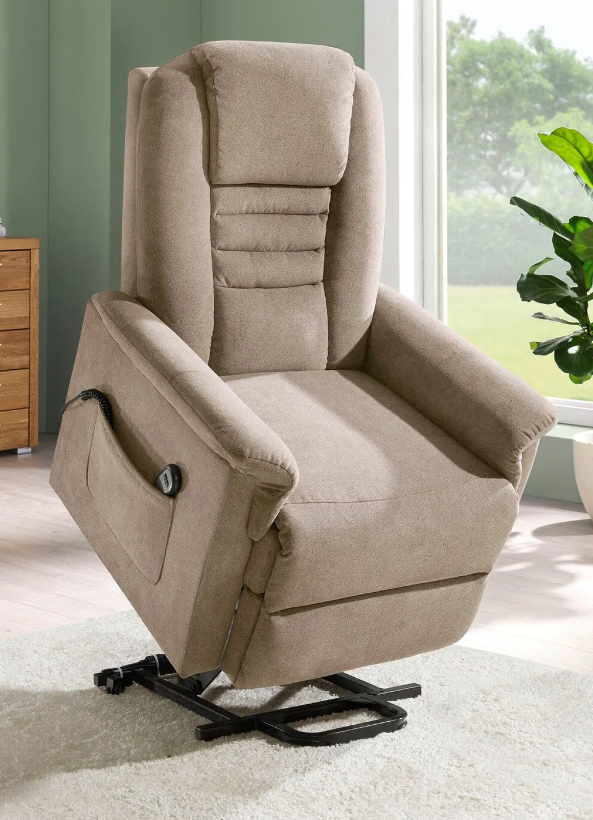 TV-Sessel mit Motor und Aufstehhilfe
