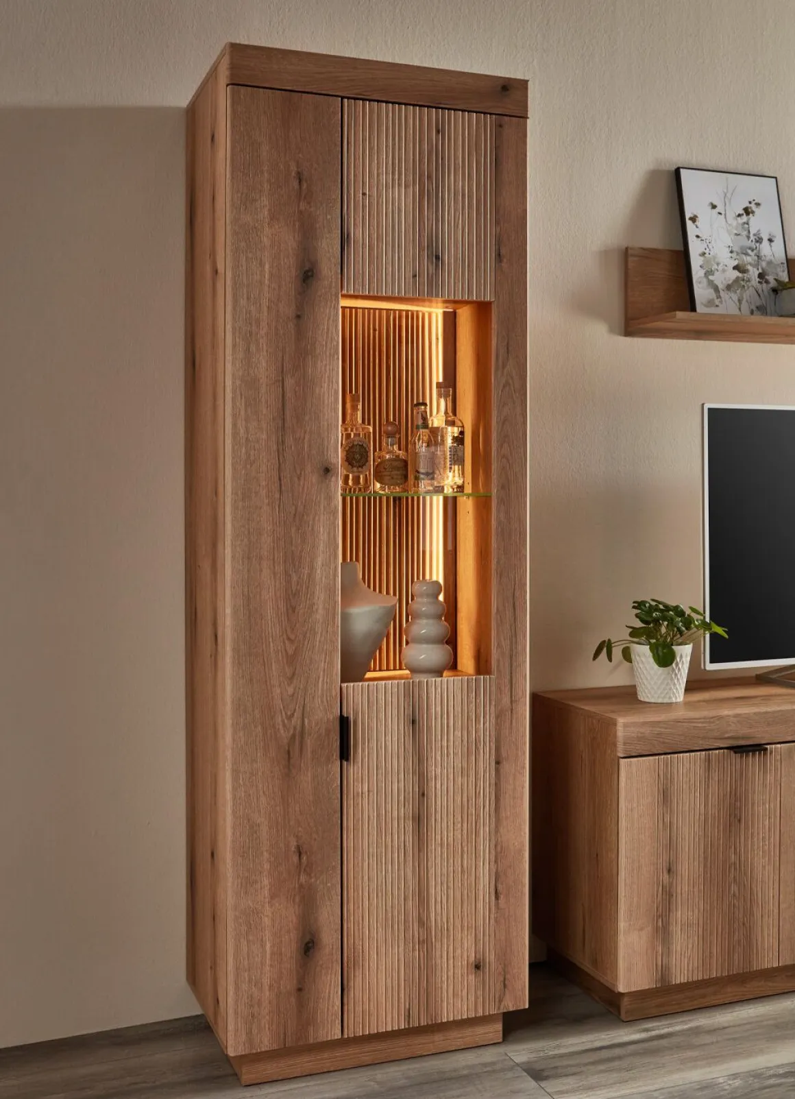 Vitrine, 2-türig, mit LED-Beleuchtung und Softclose
