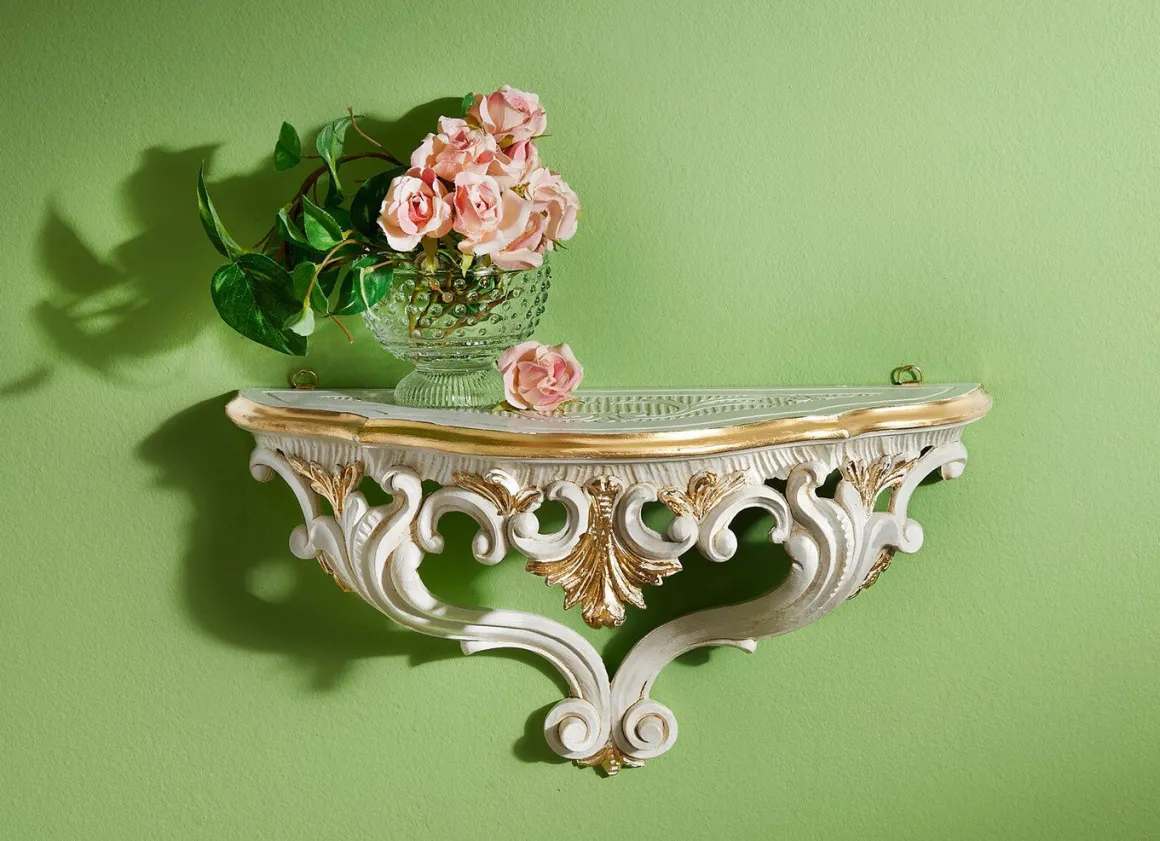 Wandkonsole im Barock-Stil