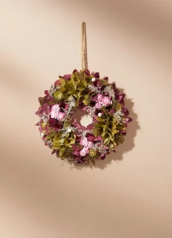 Wandkranz mit verschiedenen Blüten